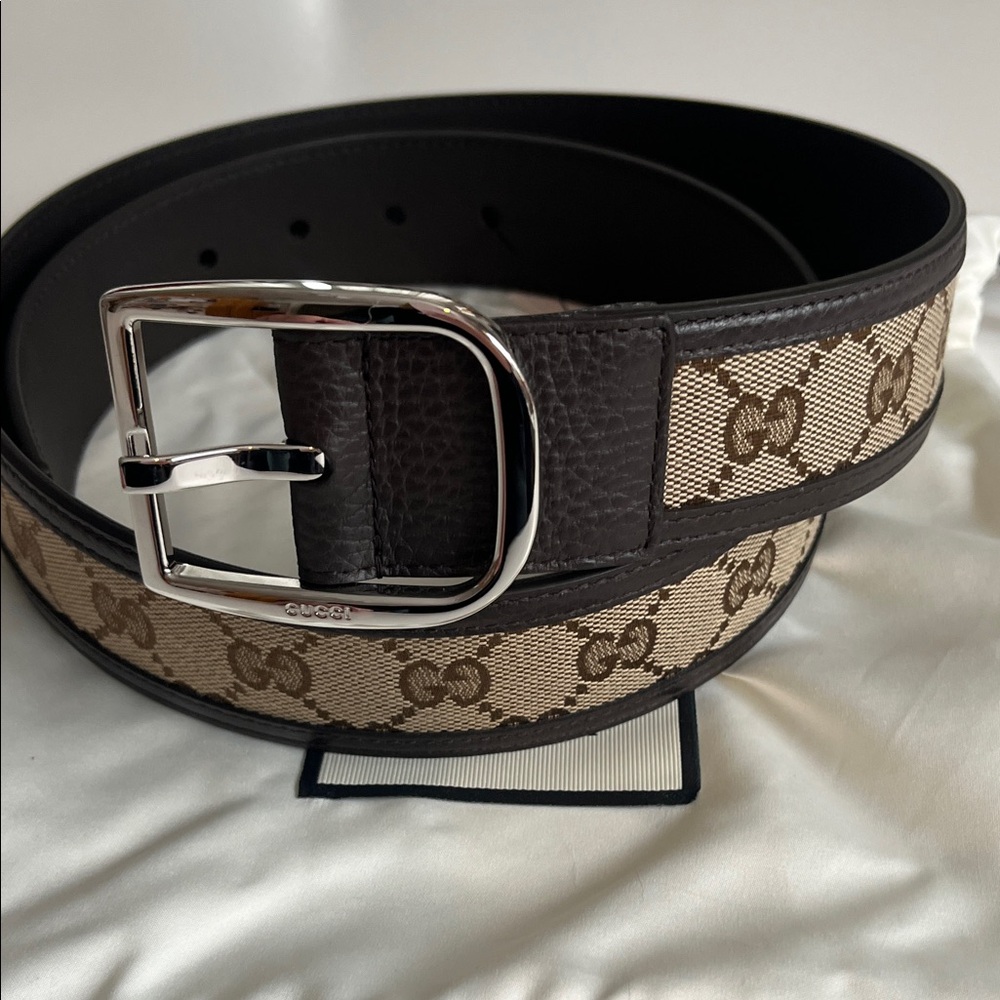Brand New! Gucci Unisex GG Leather/Canvas Belt - Picture 3 of 9